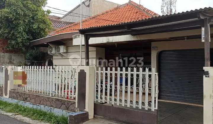 Rumah Tanah Luas Di Kebon Jeruk Dekat Toll Kebon Jeruk Jakbar