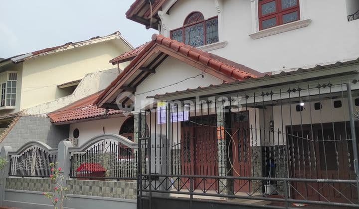 Rumah Mewah Di Delman Indah Bendi Tanah Kusir Jakarta Selatan