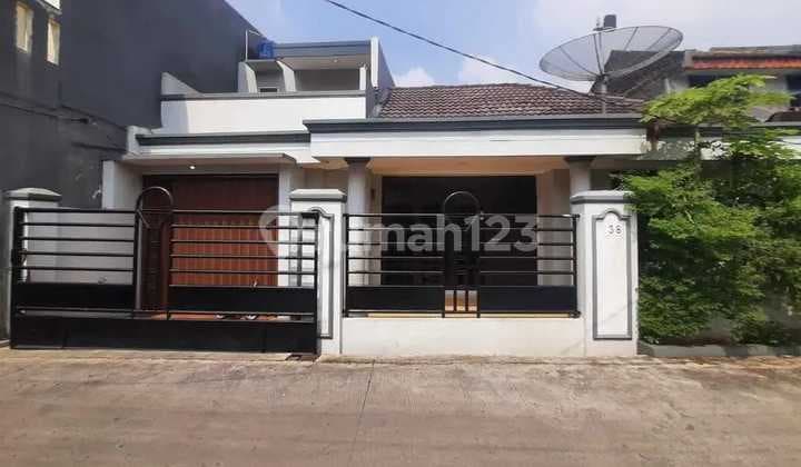 Rumah Bagus Di Kav Hankam Joglo Jakbar Dekat Toll Joglo