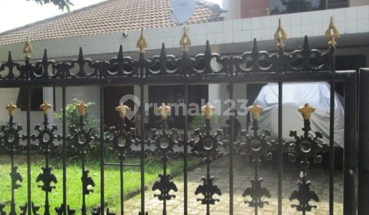 Dijual Rumah Tanah Luas di Komplek Pesanggrahan Jakarta Selatan