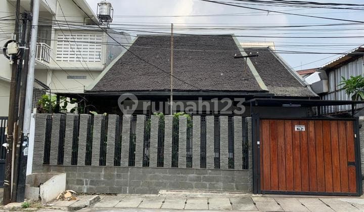 Nice House in Bendungan Hilir Benhil Near Jakarta City Center