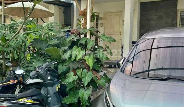 Rumah Bagus di Oriana Permata Sektor 9 Bintaro Dekat Stasiun