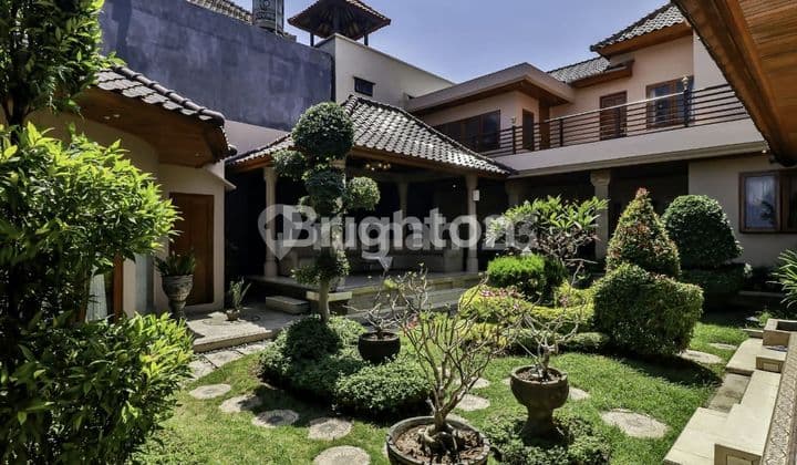 BEAUTIFUL HOUSE IN BATU BULAN AREA