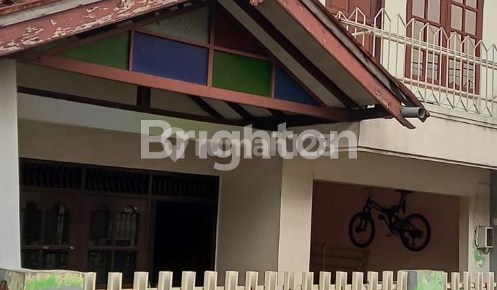 RUMAH SEDERHANA DITENGAH PEMUKIMAN YANG TENANG, BEBAS BANJIR