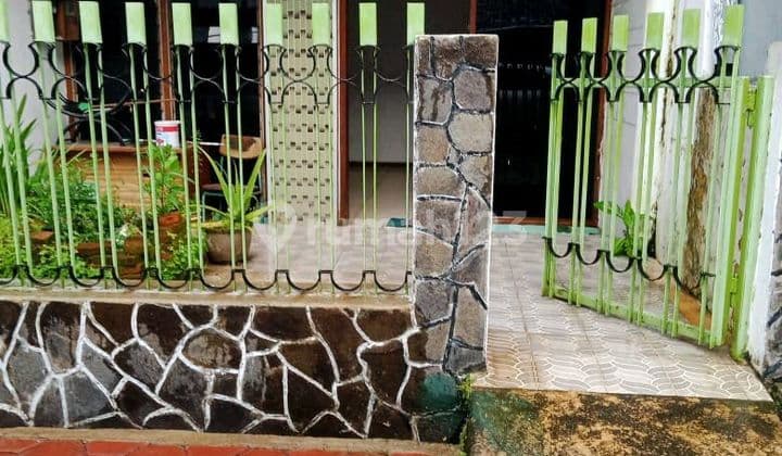 Simple House, In the Center of Semarang City, Close to Everything
