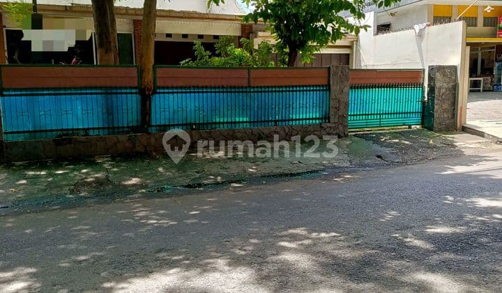 Rumah Asri Ditengah Kota Semarang,Dekat Klenteng Sampokong Semarang