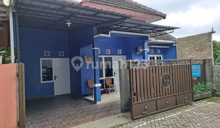 Beautiful Attractive House in the Serene Semarang Atas Residential Area