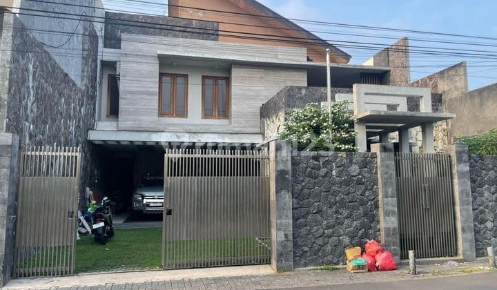 Rumah Bagus Mewah di Noll Jalan Karah, bisa untuk Kantor atau Klinik