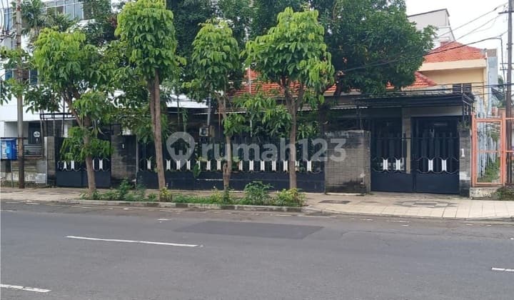 Rumah Cocok untuk Usaha atau Kantor, Berada di Tengah Kota Jalan Kartini