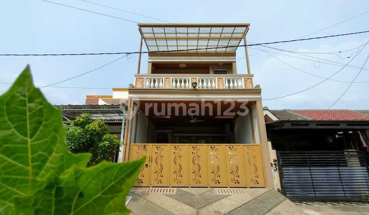 DIJUAL RUMAH MURAH DI VIDA DURIAN 2 LANTAI ADA PRIVATE POOL