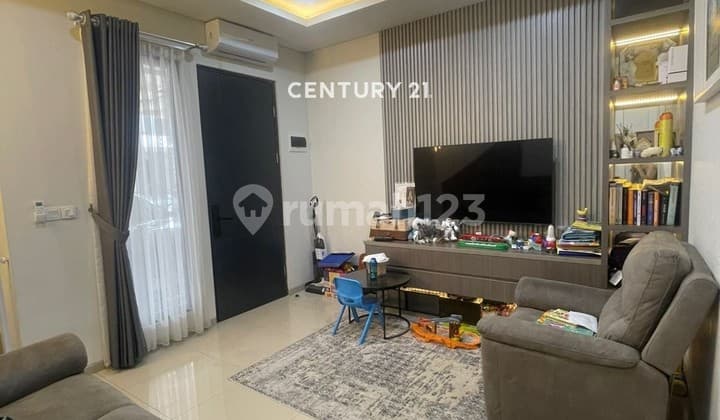Dijual Rumah di Graha Raya Bintaro Lokasi Strategis
