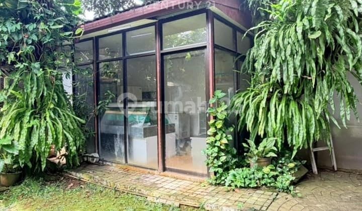 Dijual Bangunan Hitung Tanah Saja di Cinere Jalan Akses Lebar