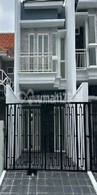 Rmh Dekat Ubaya Dan Petra Sudah Shm.bisa Kpr