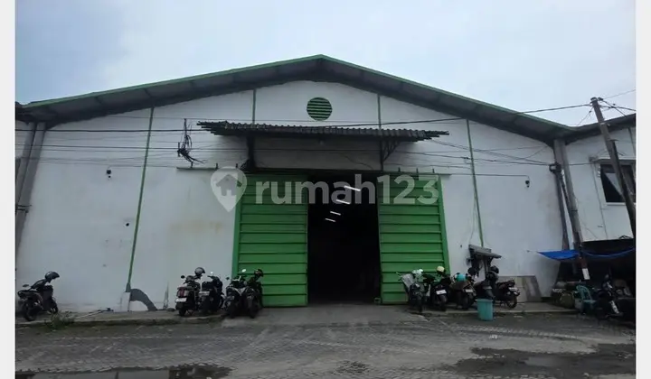 Gudang Angtropolis, Lokasi Strategis di Margomulyo, Surabaya