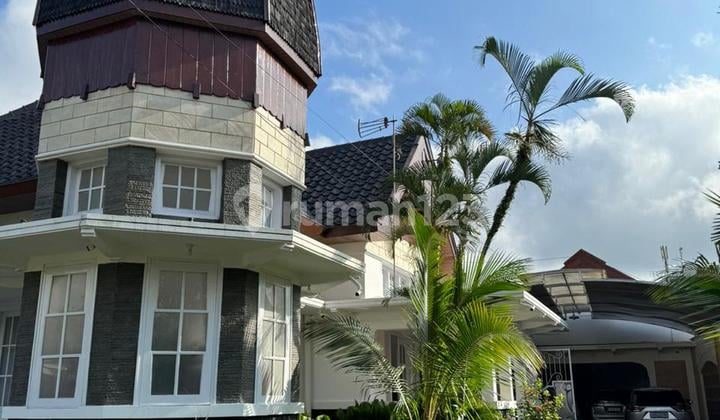 Rumah Estetik Bangunan Belanda Yang Epik Dan Terawat