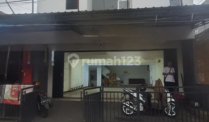 Ruko 2 Lantai Lebar 7 Meter di Poros Jalan Kota Malang