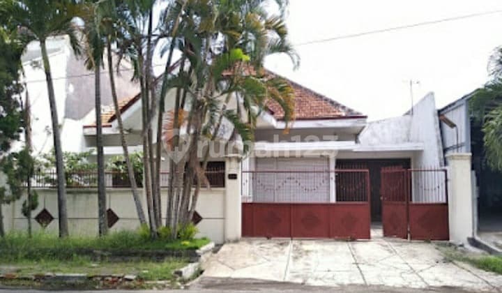 Rumah Besar Murah Dekat Pintu Tol Sawojajar