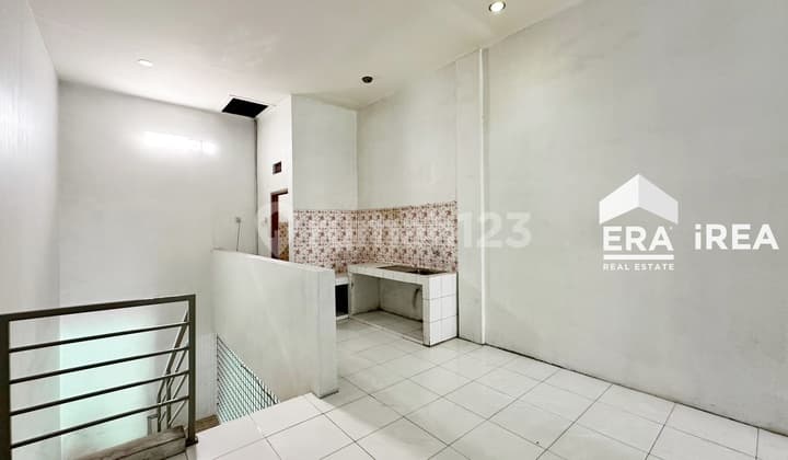 Ruko 2 Lantai Dijual di Mojosongo Solo Dekat Kampus UKH