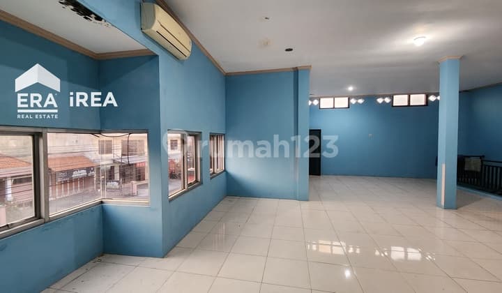 Jual Ruko 2 Lantai Bagus Dekat Stadion Manahan di Solo