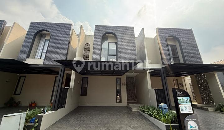 2-Story House, SHM Ready, Move-in Ready, Furnished, Complete Facilities, Cibinong Bogor Area.