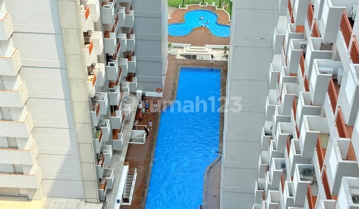 Apartemen Furnish View Kolam Renang Belakang Aeon Mall Sentul City, Bogor
