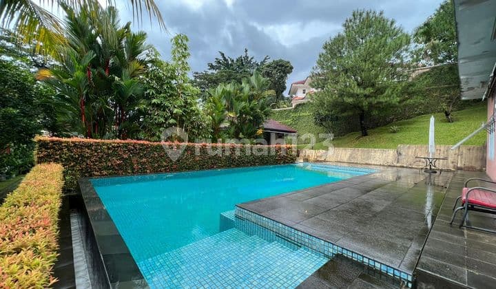 Rumah Siap Huni 2 lantai SHM Private Pool Best View Golf Sentul City, Bogor