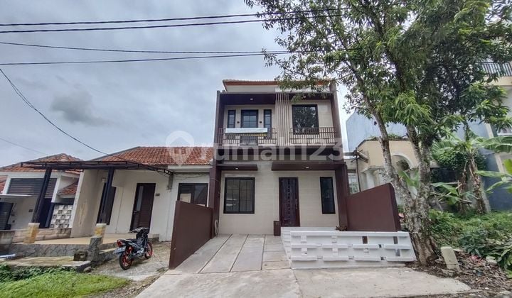 Rumah Modern 2 Lantai Siap Huni SHM View Pegunungan Sentul City, Bogor