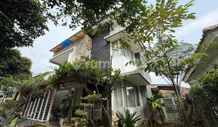 Rumah Bergaya Minimalis di Sentul City!