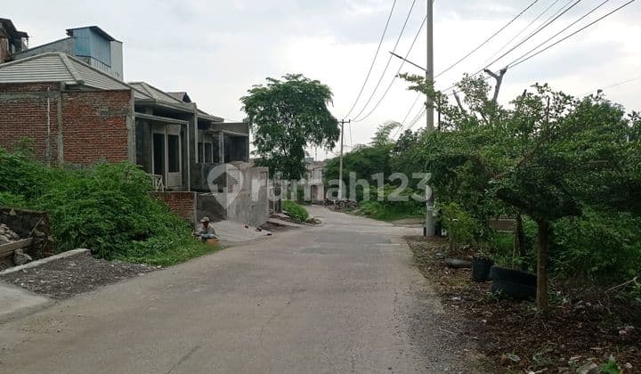 Tanah Kotak di Cijambe Ujungberung di Dekat Yomart Kosar