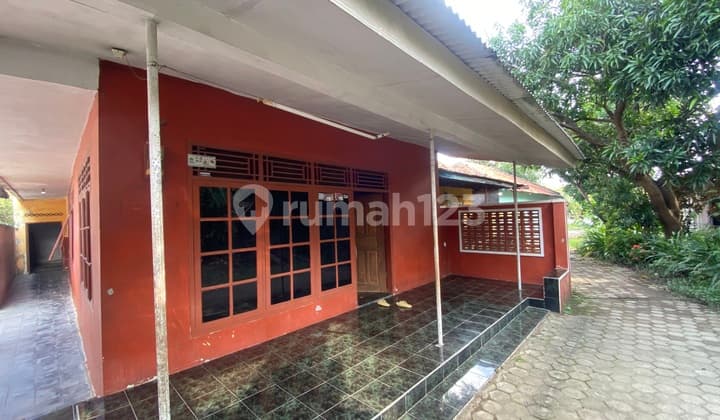 Rumah Cipto Dekat Jalan Raya Cocok untuk Hunian dan Kosan Pusat
