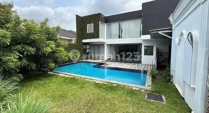 2 Lantai Furnished SHM di Rumah Mewah Plus Kolam Renang Majasem Cirebon, Cirebon