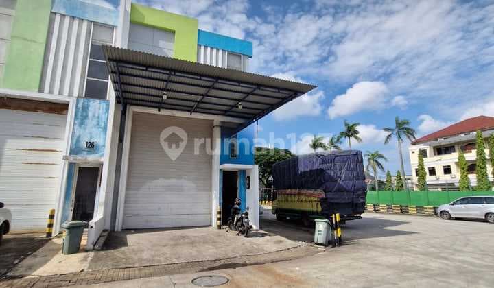 FOR SALE STRATEGIC WAREHOUSE IN GREEN SADAYU COMPLEX WEST JAKARTA
