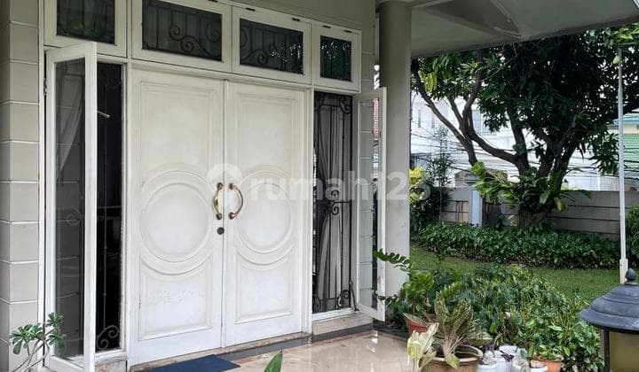 DIJUAL RUMAH CAKTIK SIAP HUNI DI KAWASAN LEBAK BULUS JAKARTA SELATAN