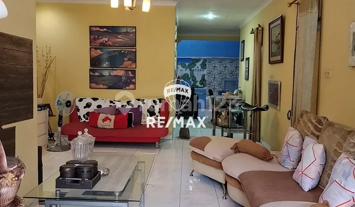 Dijual Cepat Rumah Luas Dalam Komplek di Jatiwarna Bekasi Dijual Cepat Rumah Luas Dalam Komplek di Jatiwarna Bekasi