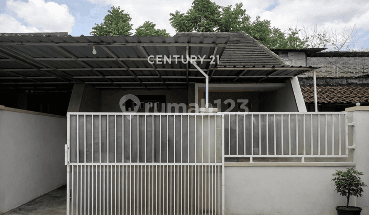 Rumah Dalam Cluster di Maguwoharjo Dekat Pasar Stan