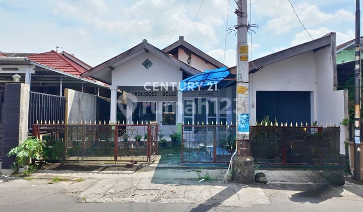 Rumah 3 KT Pinggir Jalan Dekat Jec Ideal untuk Hunian dan Usaha