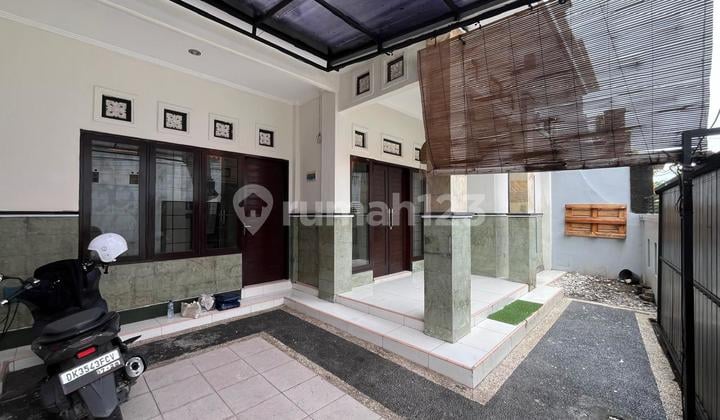 Rumah 2 Lantai Semi Furnished