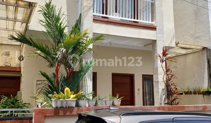 Dijual Rumah Cantik Siap Huni - Harga Nett, Lokasi Strategis