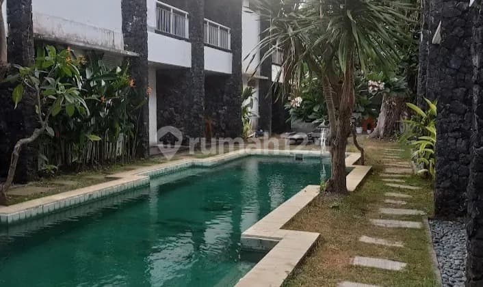 Fully Furnished Apartment Suite, 3 Bedrooms in Sanur