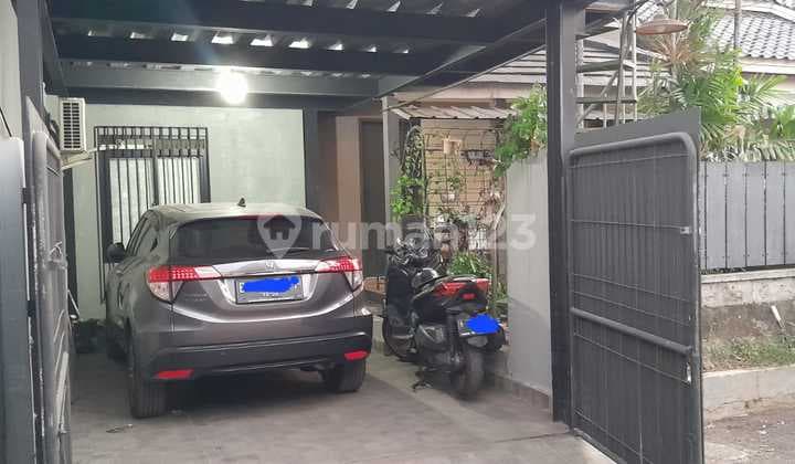 Rumah Siap Huni 2 Lantai dengan Mini Swimming Pool