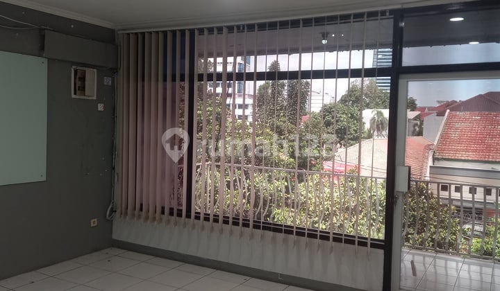 Perkantoran Jl. Cimandiri No. 6 Cikini.