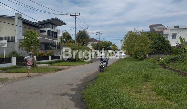 TANAH KOMERSIAL KAWASAN PREMIUM COCOK UNTUK BANGUN RUMAH MEWAH, KULINER CAFFE