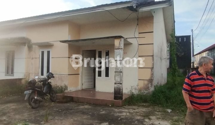 RUMAH NYAMAN MURAH TYPE 70 ******** PONTIANAK TIMUR