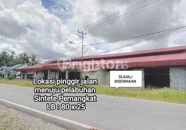 Gudang Luas 2000 M2 Pinggir Jalan Raya Dekat Pelabuhan Sintete