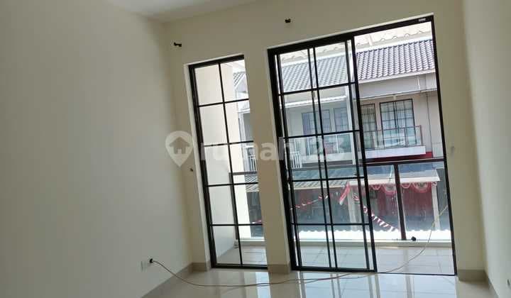 Rent House Cluster Green Village 2 Floors Cipondoh Tangerang