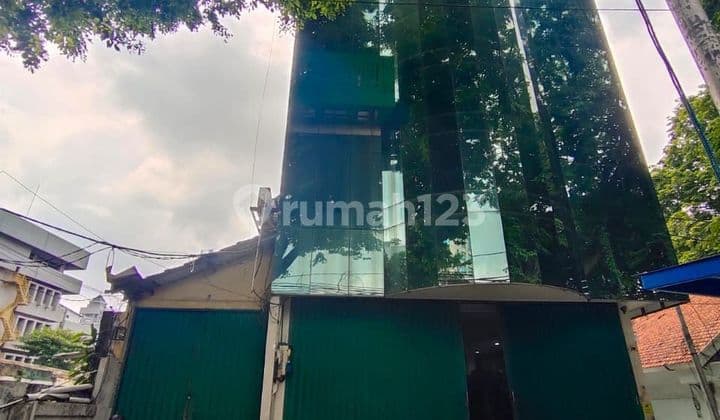 Tanah Abang Office Building Strategic Location