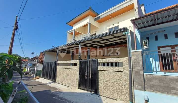 Rumah Baruwologito Manyaran Semarang