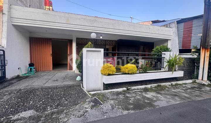 Residential House in Central Semarang City Near Simpanglima