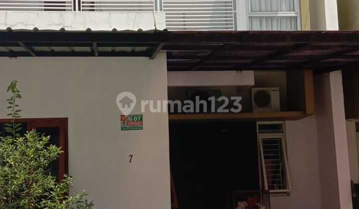 Dijual Cepat Rumah 2 Lantsi Lokasi Strategis Di Jatibening Bekasi