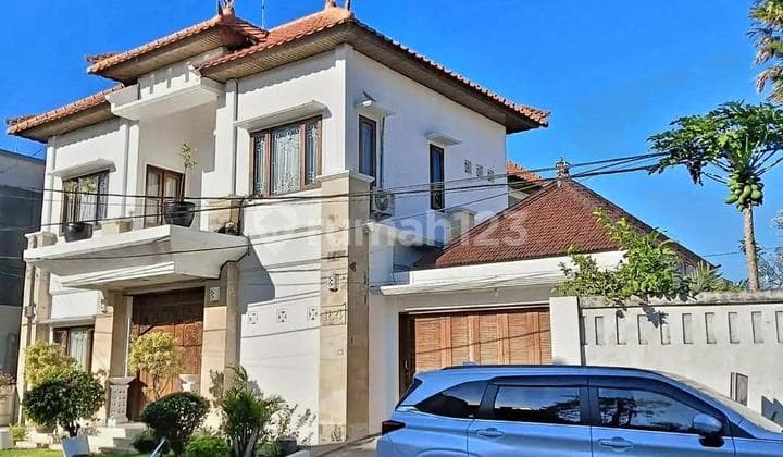Semi Villa House in Sanur